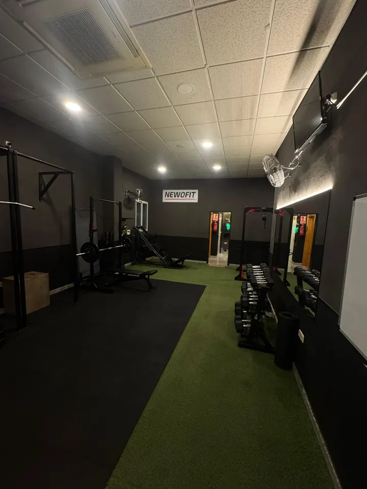 Centro de entrenamiento Newofit — entrenamiento funcional-studio en Málaga — 3