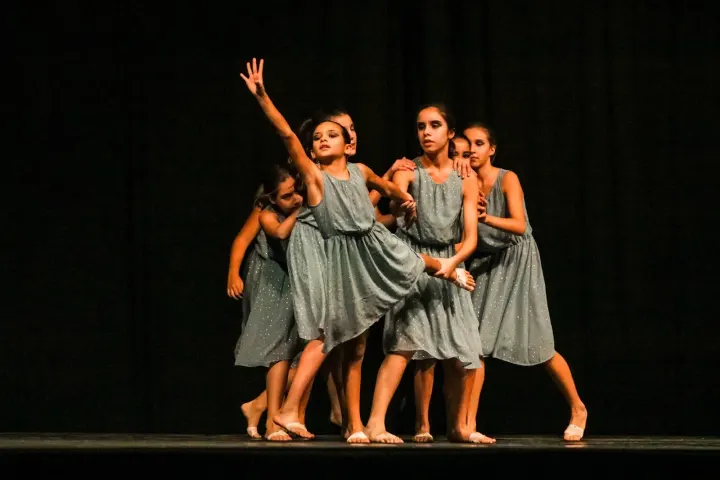 Companhia de Dança Reticências — dança-studio em Seixal — 2