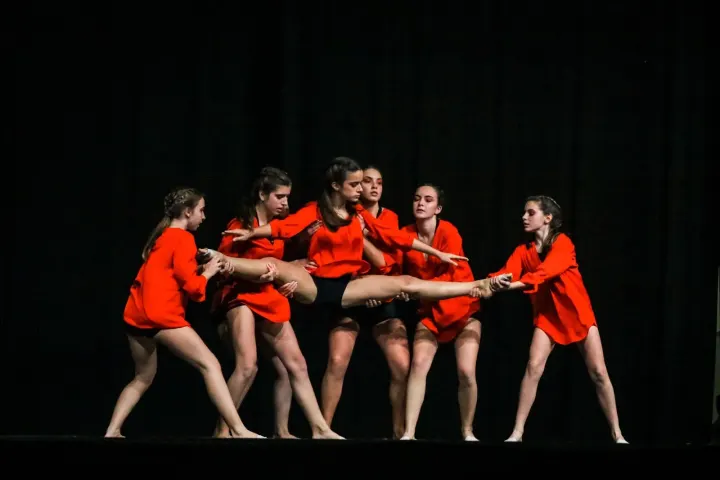 Companhia de Dança Reticências — dança-studio em Seixal — 3