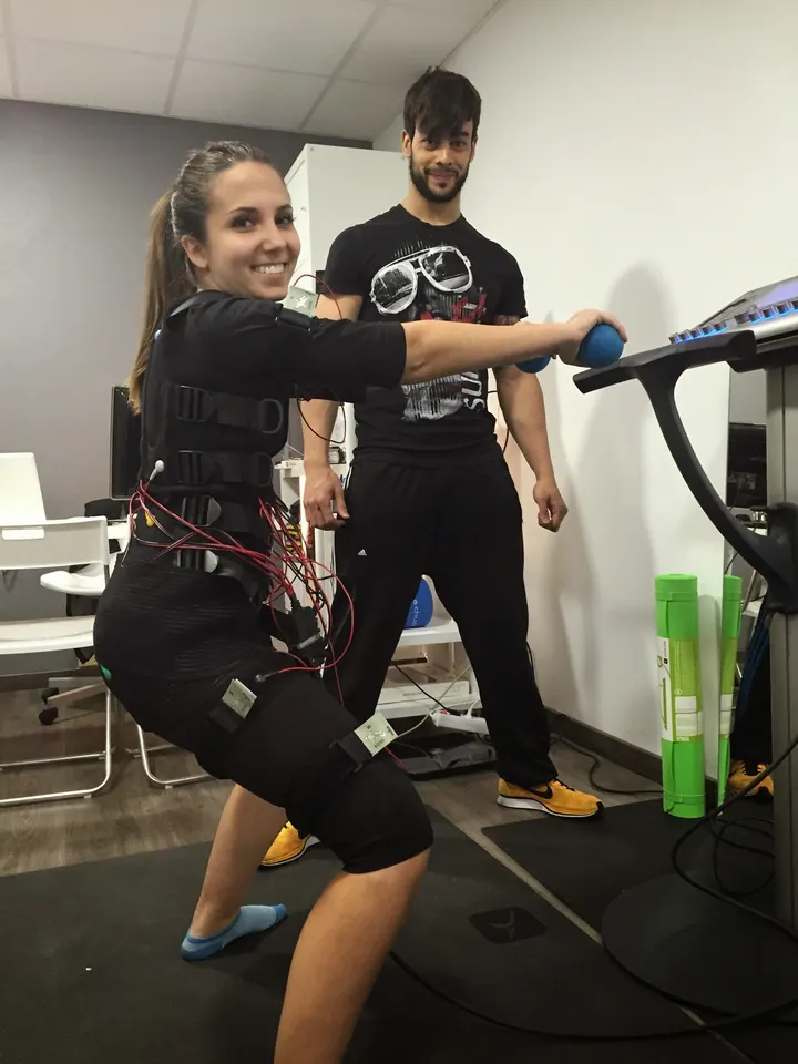 Mofit Electroestimulación Valdemoro Miha Bodytec — electroestimulación-studio en Brezo, Valdemoro — 2