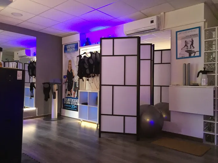 Mofit Electroestimulación Valdemoro Miha Bodytec — Fuerza en Brezo, Valdemoro