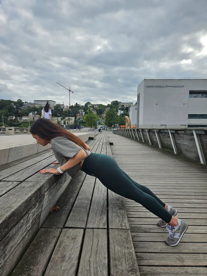 Juliette Chestier - Coach sportif privé IDF — coaching personnel-studio à Rives de Seine, Boulogne-Billancourt — 3