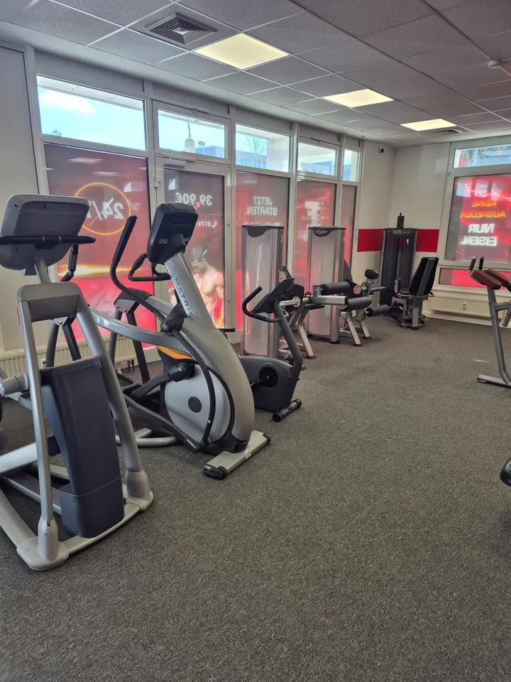 fit2be fitnessstudio — fitnessstudio in Chemnitz — 3