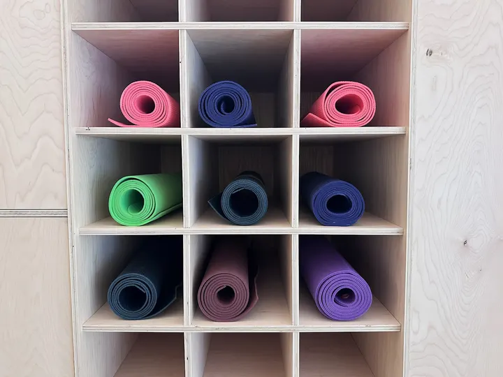 Escuela de Yoga Vishnu Granada — yoga-studio en Granada — 5