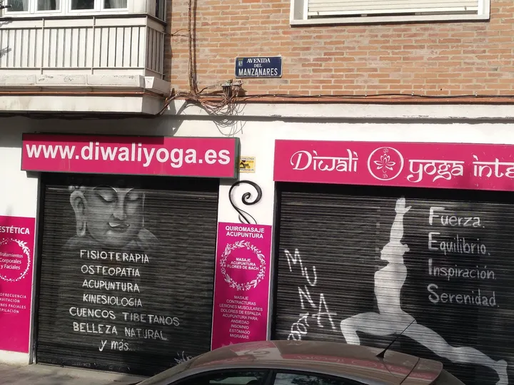 Diwali Yoga - Madrid Río — yoga-studio en Carabanchel, Madrid — 2