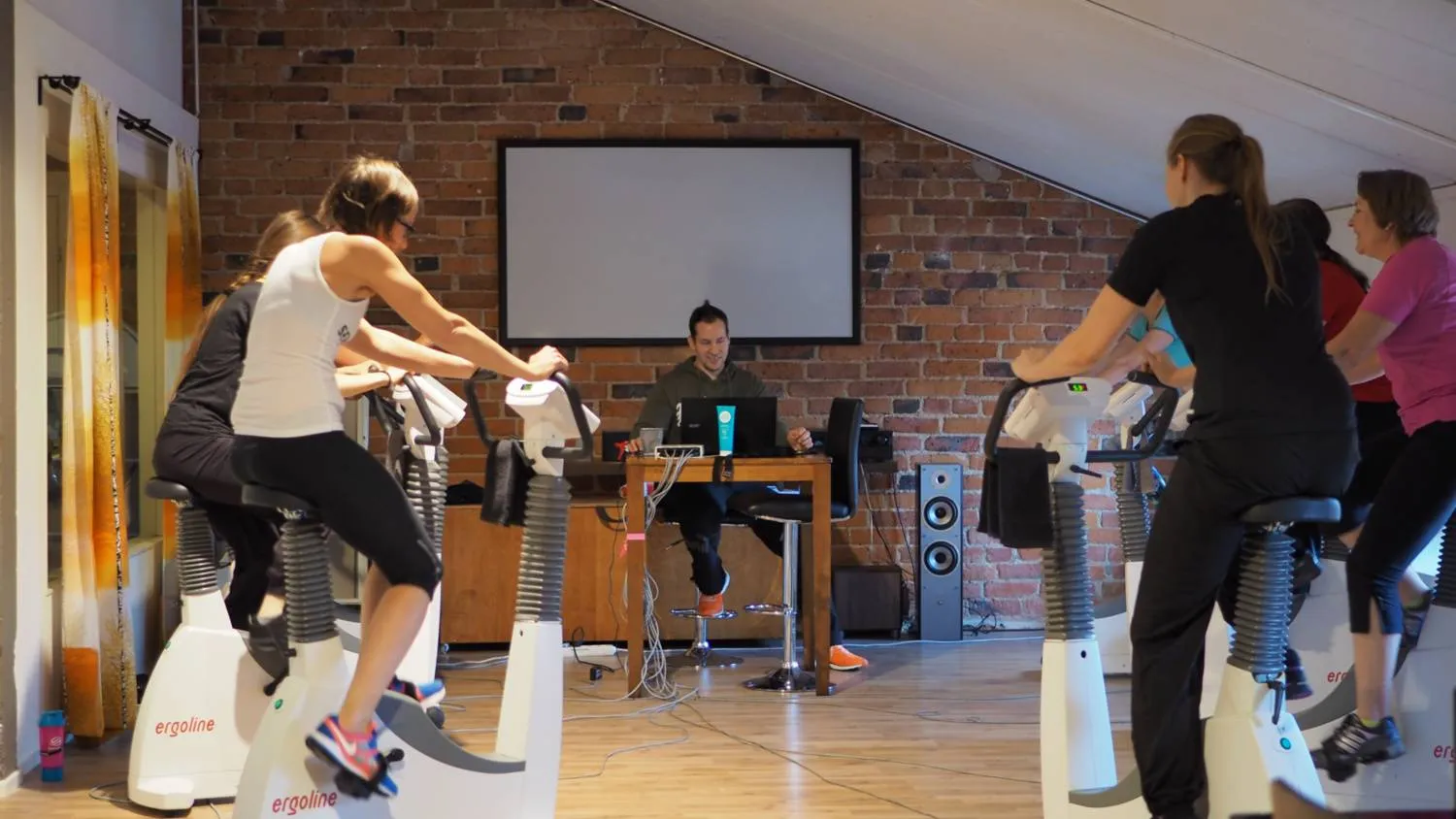 JM Syke Oy — pt studio – Malmi, Helsinki — 2