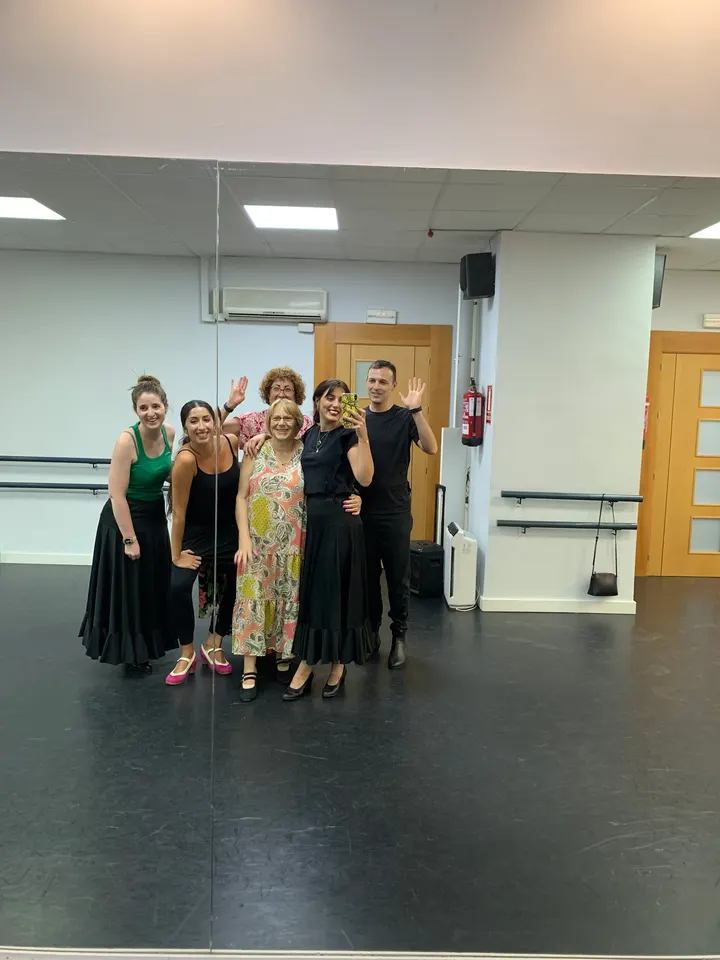 Virginia Abril. Escuela de Danza — Dance en Castaño - Mirasierra, Granada
