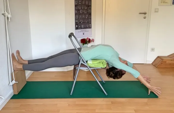 Yogalehrerin Beate Ströter — Yoga in Traar, Krefeld