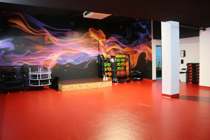People Fitness Club - Venda do Pinheiro — ginásio-studio em Lisboa — 3