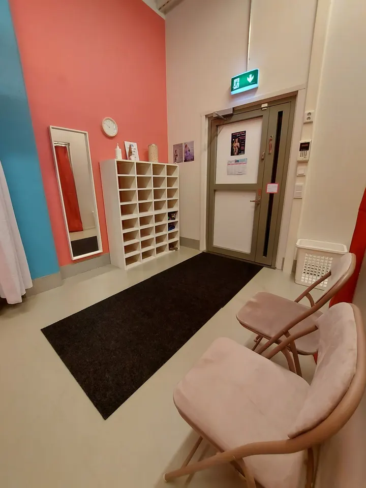 Studio Shake — tanssi-studio – Tapulikaupunki, Helsinki — 3