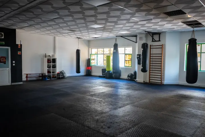 Lemonfit Av. Casal da Serra — Ginásio em Bragadas, Lisboa