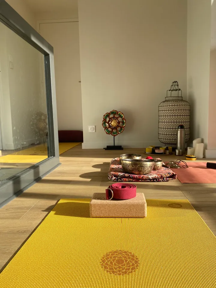 Surya Ragazza｜Professeur de Yoga Rennes — yoga-studio à Jeanne d'Arc, Rennes — 3