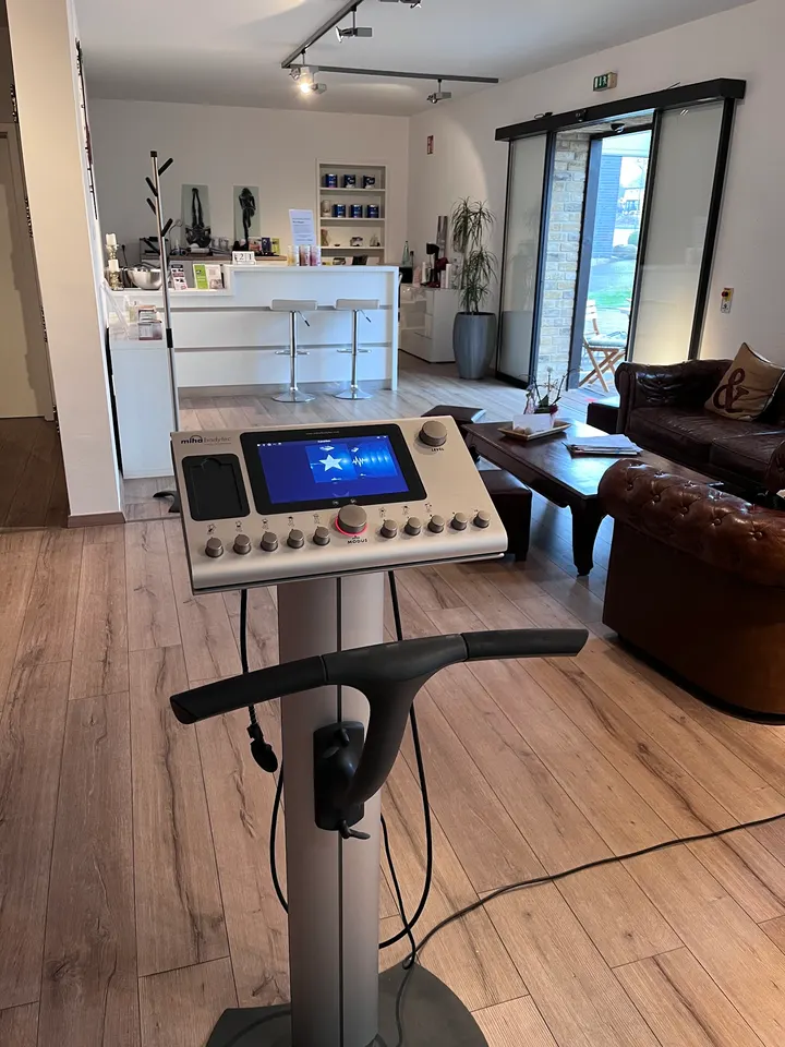 Fitness Lounge — ems-training-studio in Dützen, Minden — 2