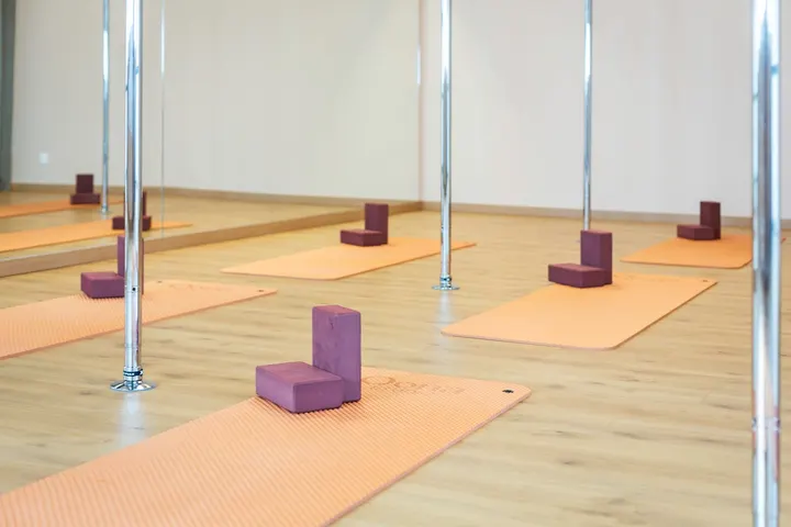 Oona Studio — pole fitness-studio à Cité Soetrich, Hettange-Grande — 2