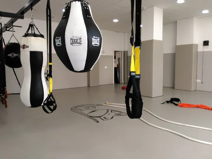 krav maga Momentum Gadir — artes marciales-studio en Brunete, Cádiz — 3