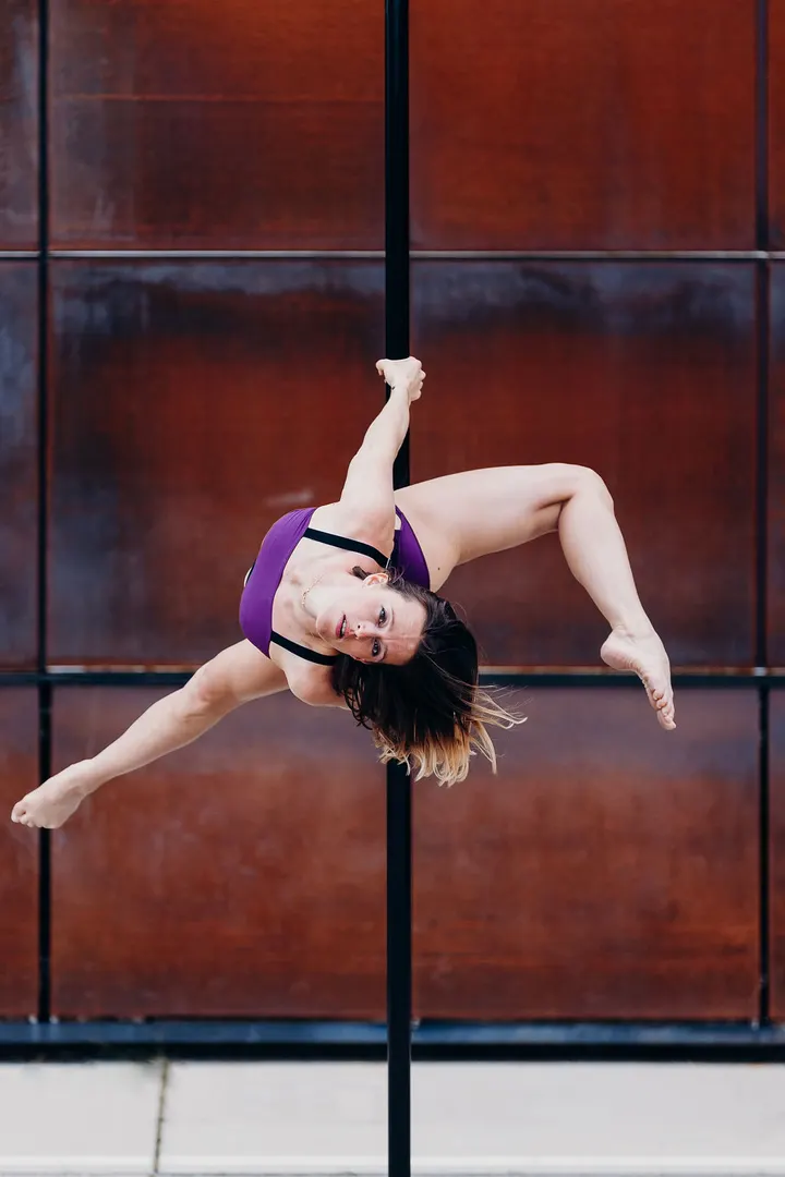 Maie Pole — Pole Fitness à La Maladière, Dijon