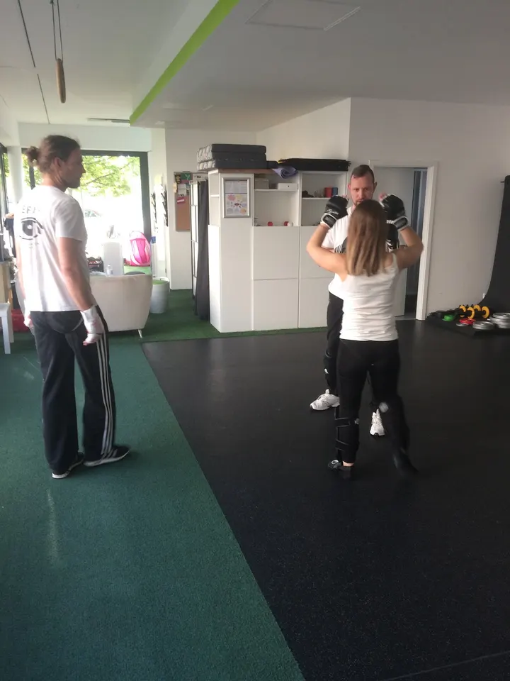 Reflex Krav Maga Selbstverteidigung Erfurt — kampfsport-studio in Brühlervorstadt, Erfurt — 2