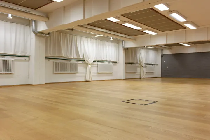 Tanssitila K2 — Tanssi – Vanha Hiukkavaara, Oulu