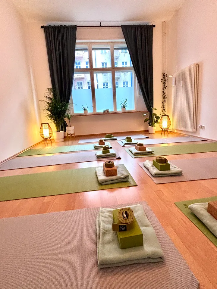 Moksha — Yoga in Friedrichshain, Berlin