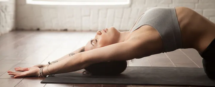 Yoga Zaragoza. Escuela de Yoga Saul Becana — Yoga en Casco Antiguo, Zaragoza