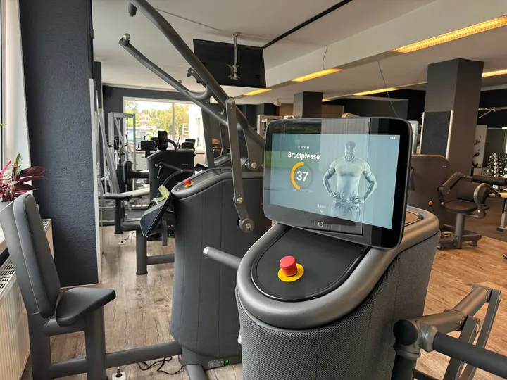 Sports Life Fitness & Physio — fitnessstudio in Strausberg — 3