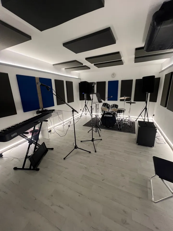 CORE - Backstage Hub Roma — palestre-studio a Municipio Roma I, Roma — 3