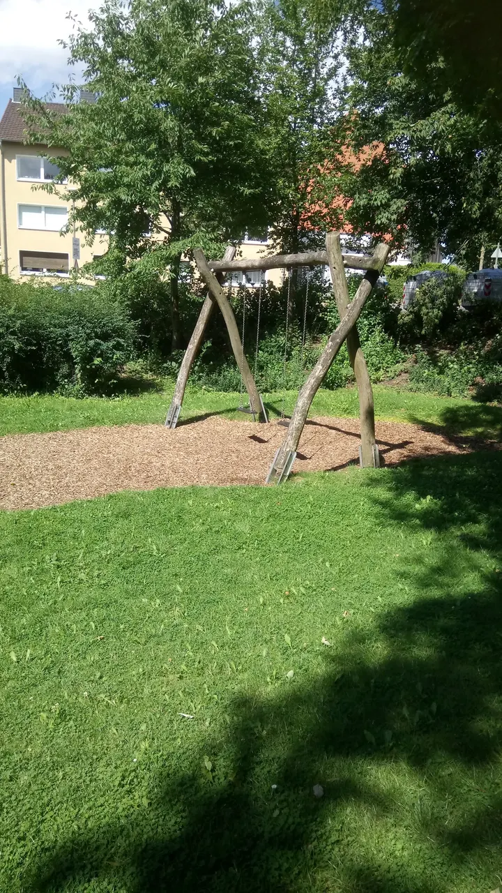 Spielplatz Düsterstraße — calisthenics-studio in Dortmund — 3