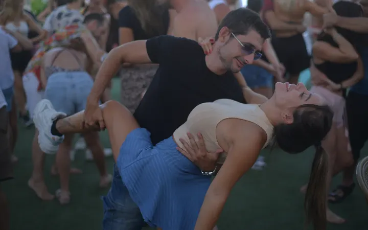 Clases de Salsa y Bachata Torremolinos — baile-studio en Torremolinos — 3