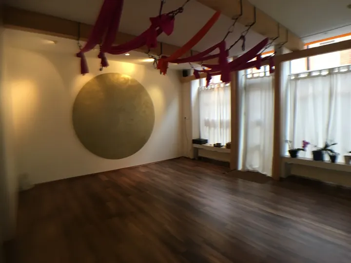 Monki Yoga — Yoga in Mitte, Wiesbaden