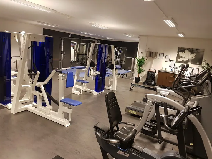 Bluesky gym — träningsstudio i Gränna — 2