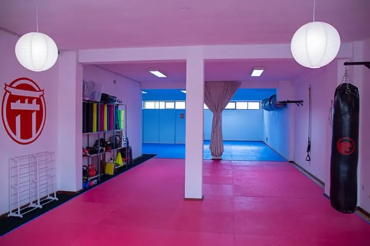 Suashi Spot Clube de Karate — artes marciais-studio em Porto — 3