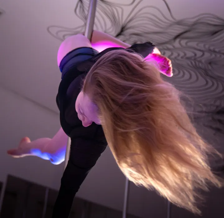Orbit Studio — Pole Fitness in Friedrichshain, Berlin