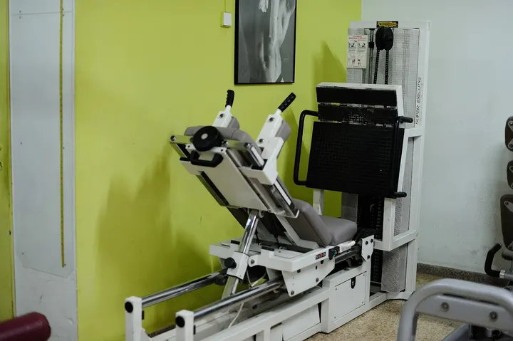 Gimnasio Club Deportivo Arnau — estudio de fitness-studio en Valencia — 3