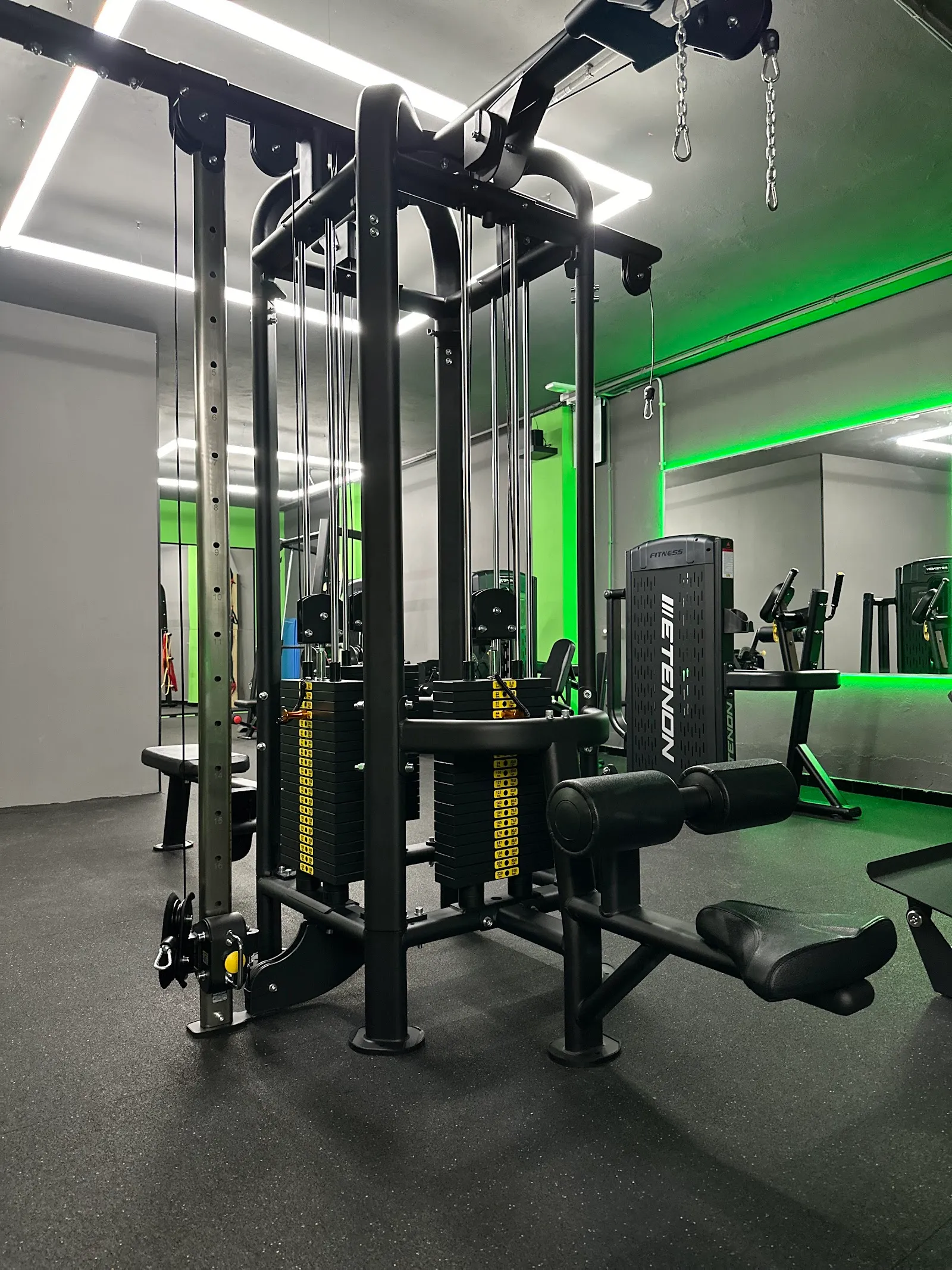 Salvafit Centro De Entrenamiento — estudio de fitness-studio en Ingenio — 4