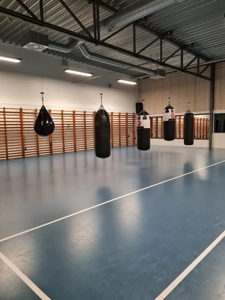 Herning Amatør Bokseklub — Kampsport i Holing, Herning