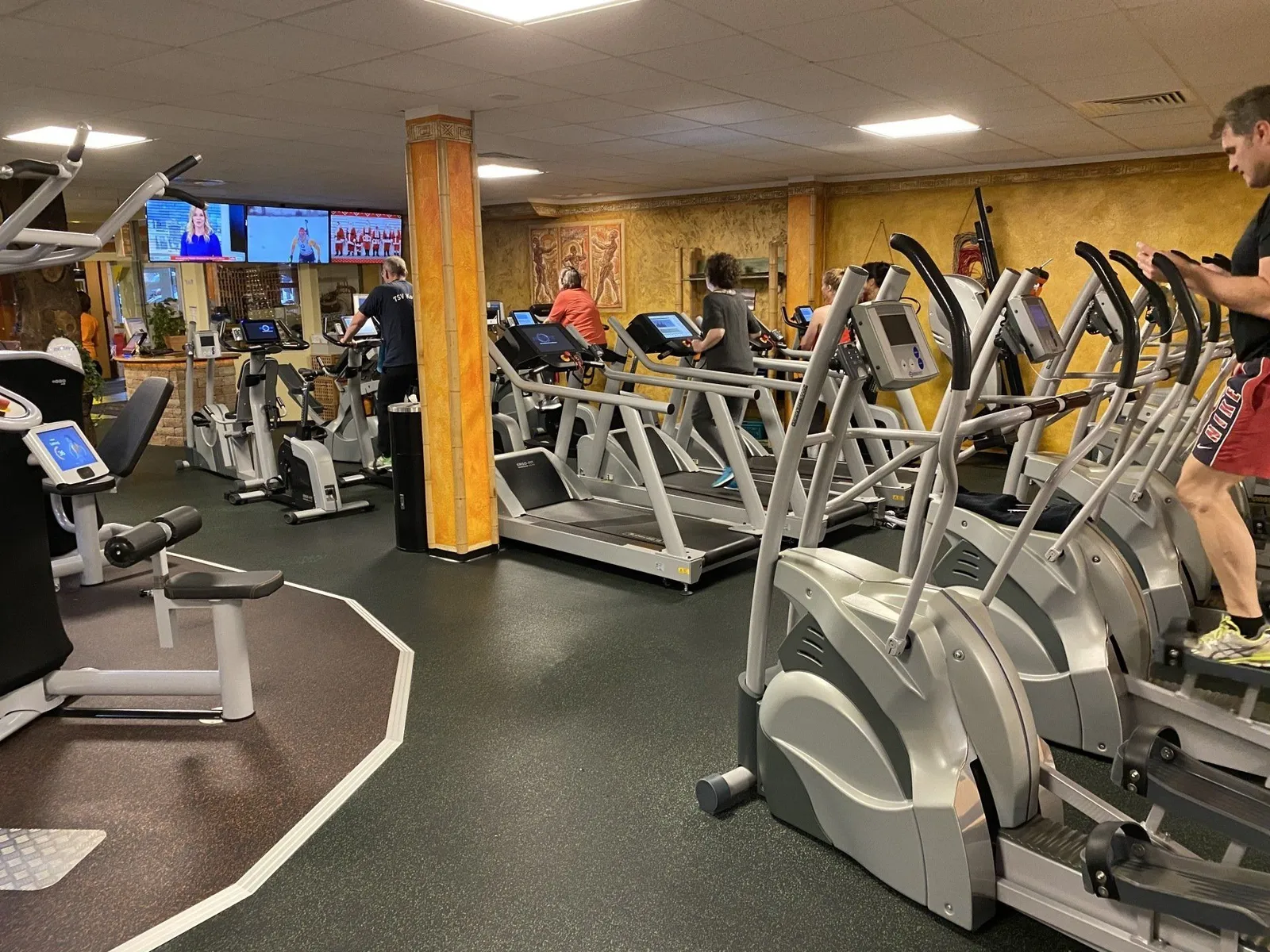 Rückenfitness & Sport Studio Pro Body — träningsstudio i Kassel — 3