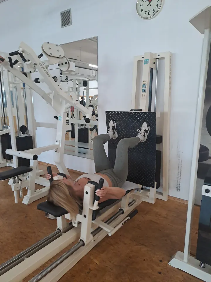 Fit&Fun colonia gmbh — fitnessstudio in Köln — 5