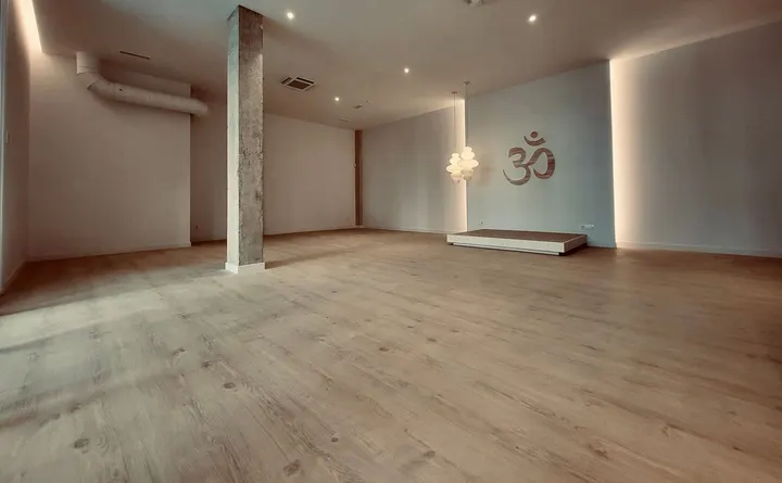 YogaOne Sant Cugat — Yoga en Costa del Golf, Sant Cugat del Vallès