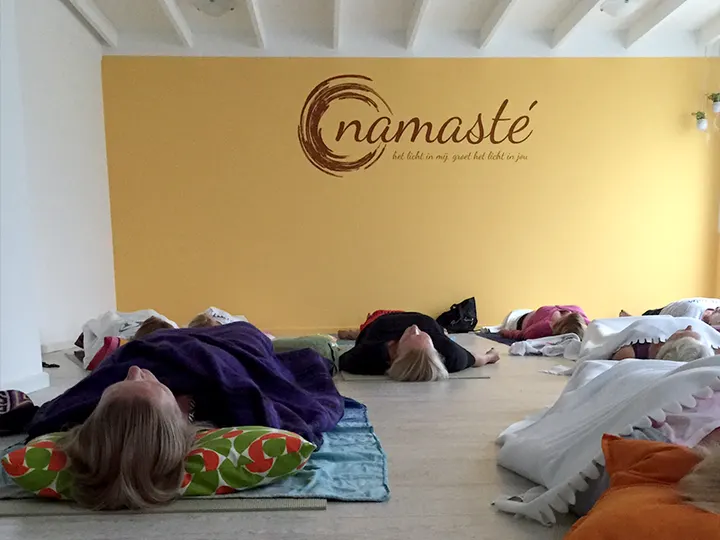 Smrti — Yoga in Kethel, Schiedam