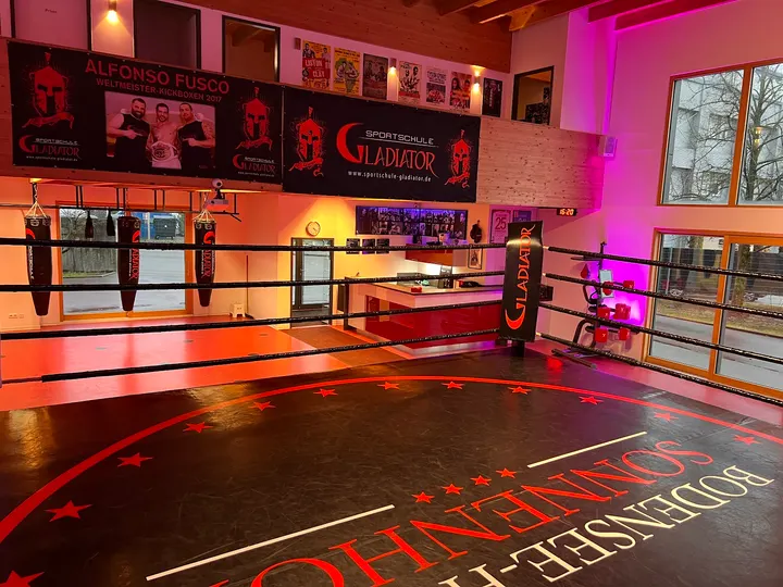 Sportschule Gladiator — Kickboxen in Oberhausen-Süd, Augsburg