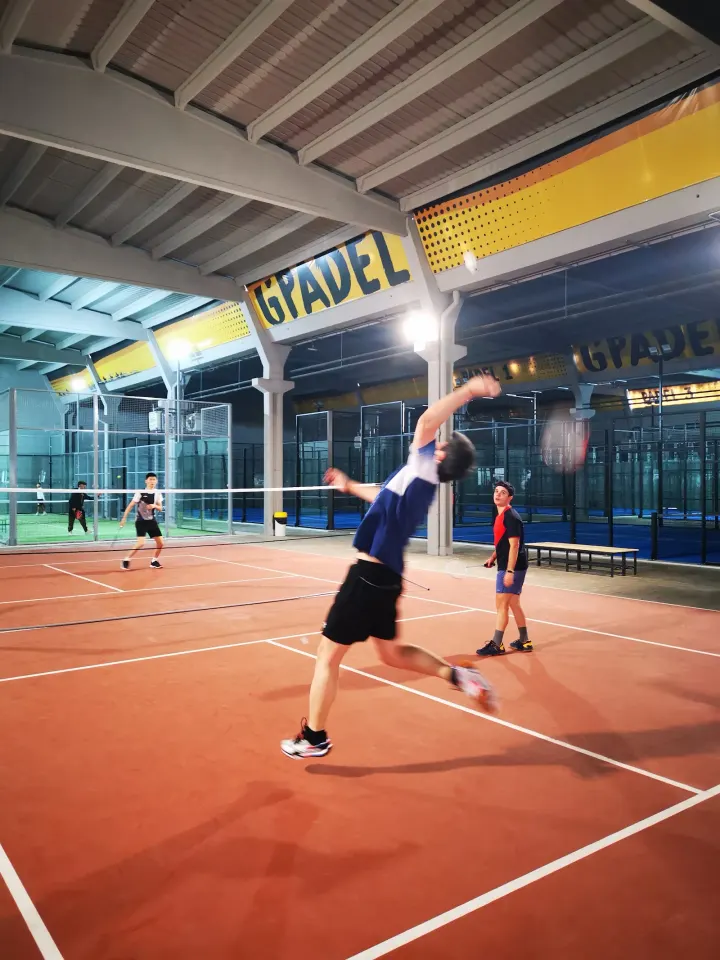 GPadel Leinì — palestre-studio a Leini — 2