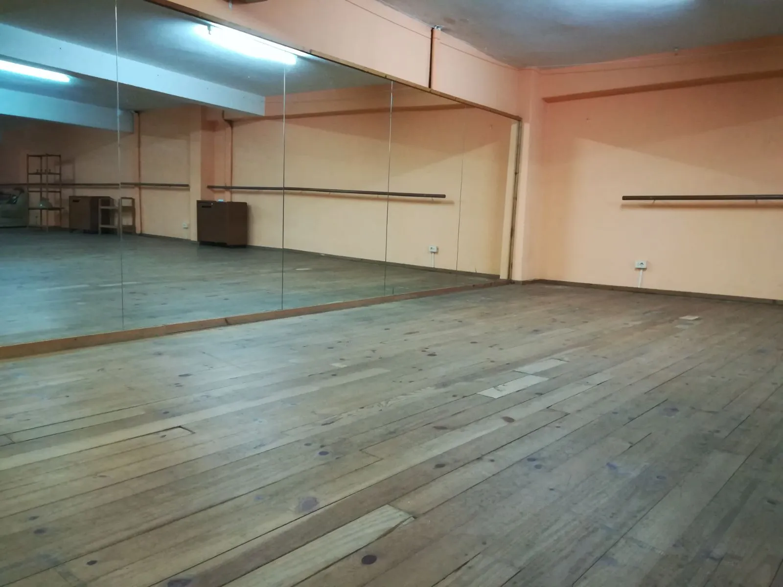 Studio19 — baile-studio en O Berbés, Vigo — 3