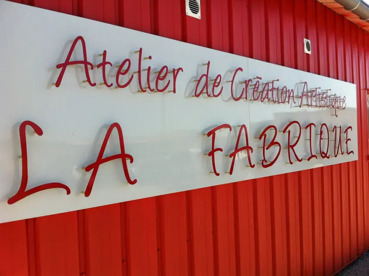 Z'AZIMUTS Ecole de Cirque — arts aériens-studio à Bournay, Saint-Jean-de-Bournay — 2