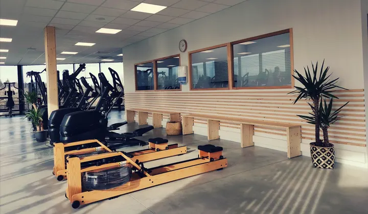 Wood Fit — salle de fitness-studio à Saint-Just-Malmont — 3