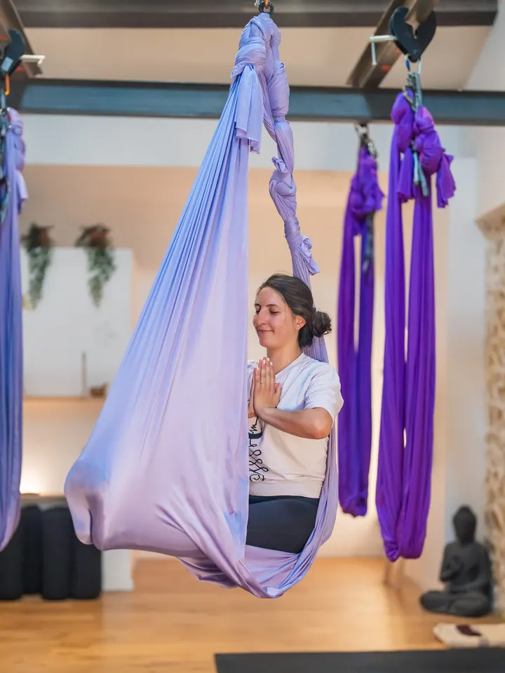 Yog'in the Air — arts aériens-studio à 6e Arrondissement, Marseille — 3