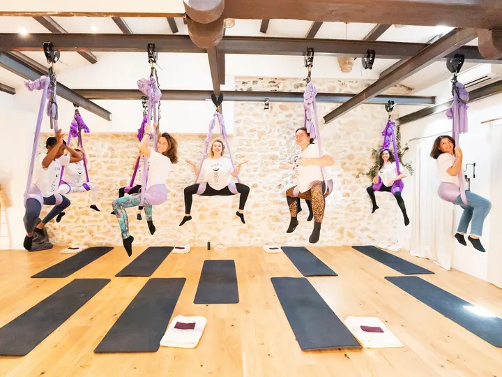 Yog'in the Air — arts aériens-studio à Marseille — 4