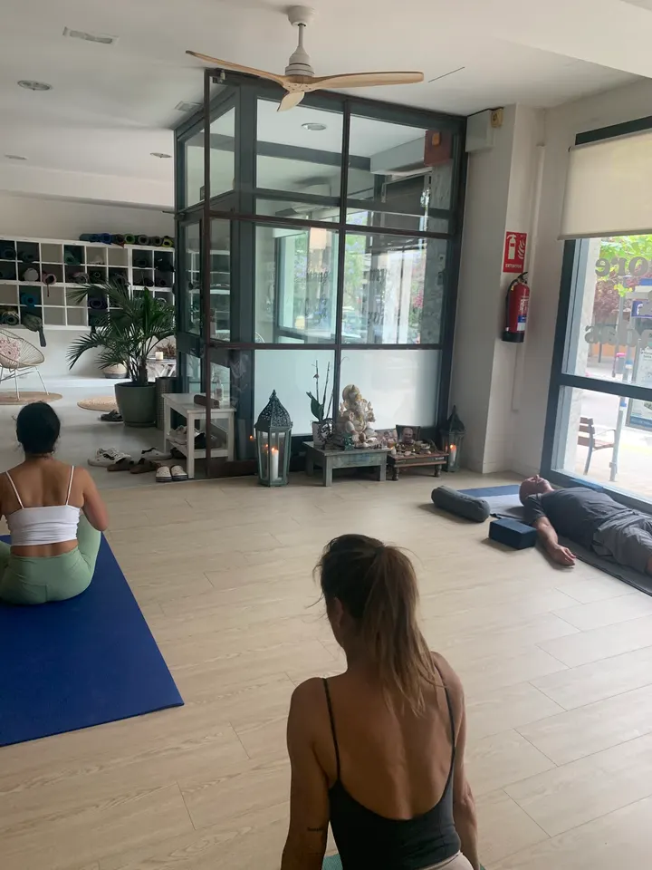 Ashtanga Yoga Palma de Mallorca — yoga-studio en Son Espanyolet, Palma — 2