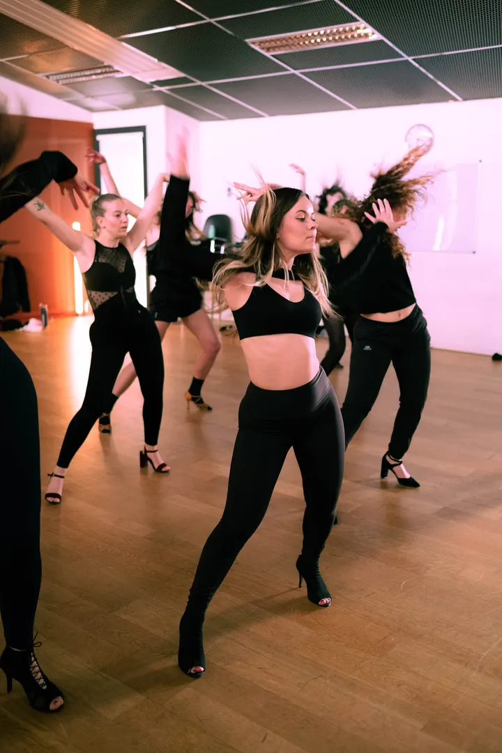 Moonly Studio Et — salle de fitness-studio à Brest — 3