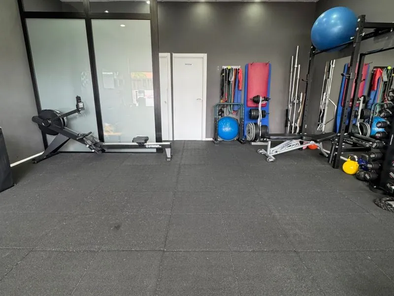 FIT24X7 — pt-studio-studio i Reyes Católicos, Alcalá de Henares — bild 2