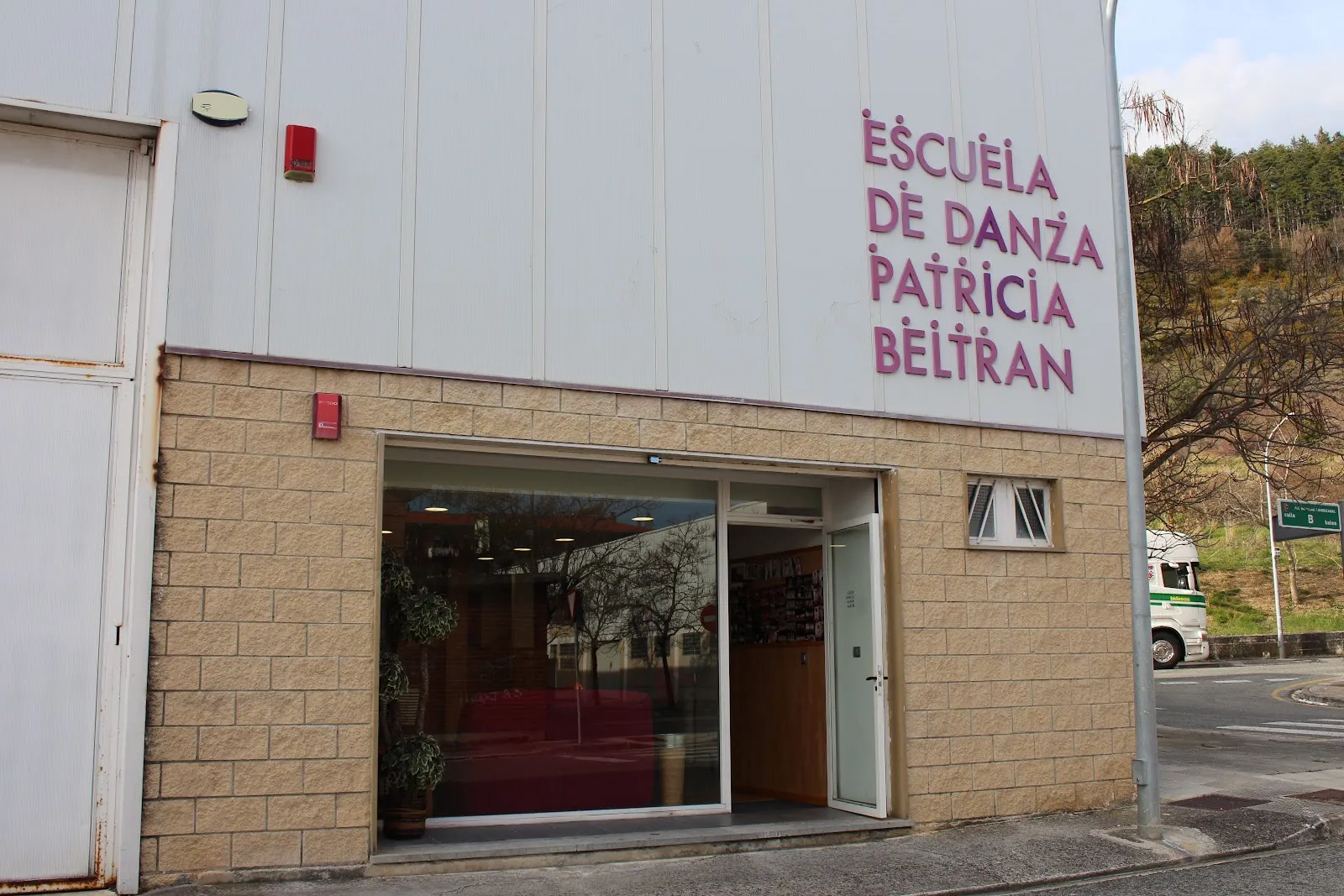 Escuela De Danza Patricia Beltrán — baile-studio en Villava/Atarrabia — 2